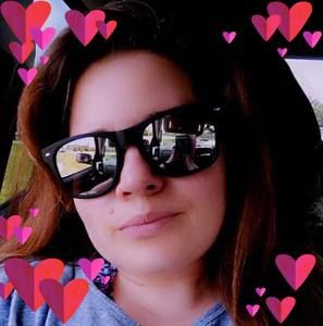 Meet your Posher, Dee